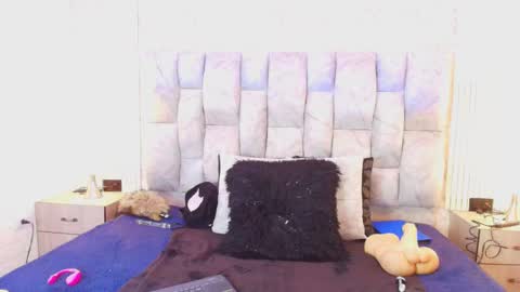  Welcome to my room  online show from 24, 9, 2025