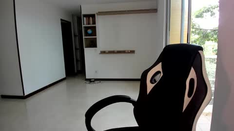 Snapshot of rainbow_jenny chatting on 31, 12, 2024 Jennyindependent model . online show from 31, 12, 2024