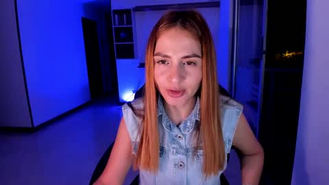 Snapshot of rainbow_jenny chatting on 31, 12, 2024 Jennyindependent model . online show from 31, 12, 2024