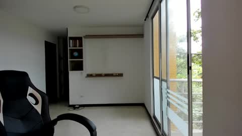 Snapshot of rainbow_jenny chatting on 5, 1, 2025 Jennyindependent model . online show from 5, 1, 2025