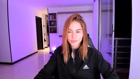 Snapshot of rainbow_jenny chatting on 6, 3, 2025 Jennyindependent model . online show from 6, 3, 2025