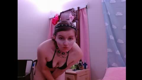 RainbowBitterBB online show from 4, 4, 2026