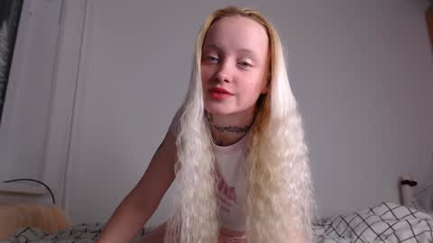 Snapshot of rainy_moon chatting on 15, 1, 2025 Lissa online show from 15, 1, 2025