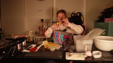 Snapshot of ramichick chatting on 5, 3, 2025 Rami online show from 5, 3, 2025