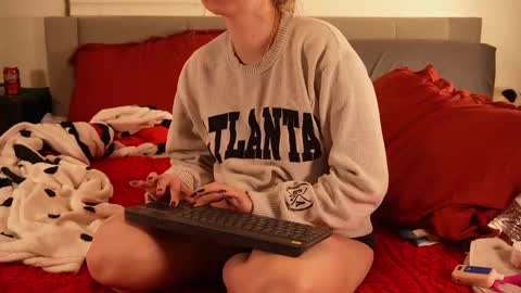 Snapshot of ramichick chatting on 7, 3, 2025 Rami online show from 7, 3, 2025