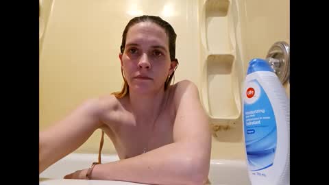 Randcandy77 online show from 4, 2, 2025