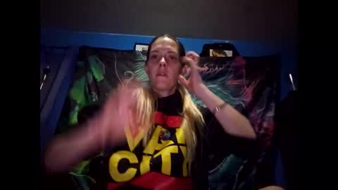 Randcandy77 online show from 2, 3, 2025