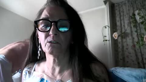 Snapshot of randycandy_143 chatting on 9, 2, 2025 randycandy_143 online show from 9, 2, 2025