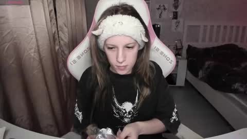 Snapshot of rapunzel_cute chatting on 15, 2, 2026 Rapunzel online show from 15, 2, 2026