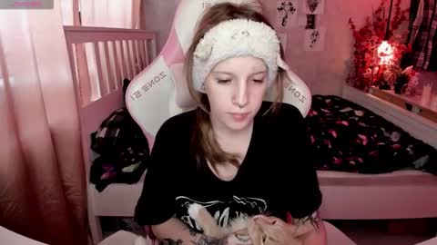 Snapshot of rapunzel_cute chatting on 5, 3, 2026 Rapunzel online show from 5, 3, 2026