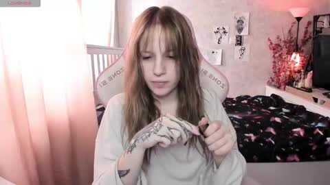 Snapshot of rapunzel_cute chatting on 11, 3, 2026 Rapunzel online show from 11, 3, 2026