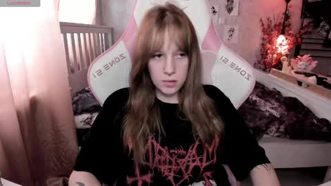 Snapshot of rapunzel_cute chatting on 18, 3, 2026 Rapunzel online show from 18, 3, 2026