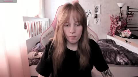 Snapshot of rapunzel_cute chatting on 1, 4, 2026 Rapunzel online show from 1, 4, 2026