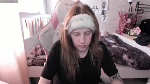 Snapshot of rapunzel_cute chatting on 2, 4, 2026 Rapunzel online show from 2, 4, 2026