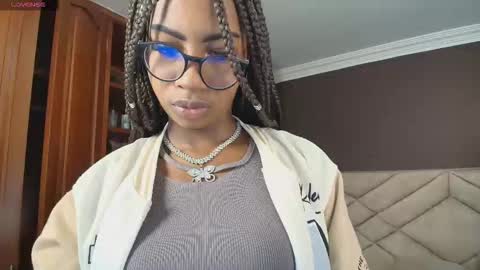 Raquel online show from 14, 9, 2025
