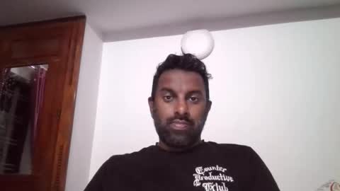 Snapshot of raul2k2 chatting on 11, 11, 2025 raul2k2 online show from 11, 11, 2025