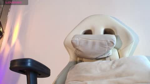 Snapshot of rave_paradise chatting on 9, 10, 2025 online show from 9, 10, 2025