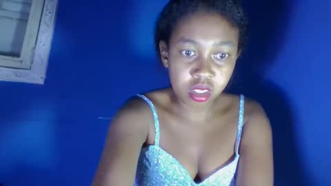 raveloarisoamarieesmera online show from 13, 2, 2026