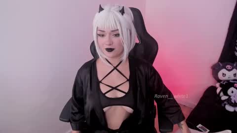 Snapshot of raven__white1 chatting on 14, 10, 2025 Raven online show from 14, 10, 2025