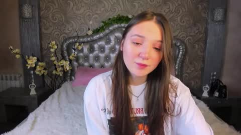 Snapshot of raven_crowe chatting on 14, 3, 2026 Raven online show from 14, 3, 2026