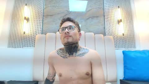 ravenandcody online show from 18, 11, 2025