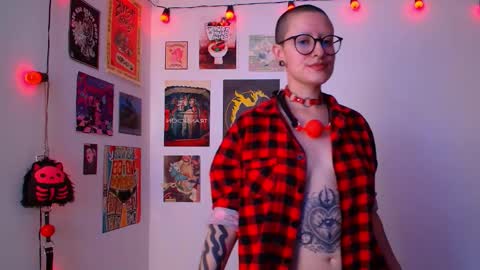 Snapshot of ravendarkness_ chatting on 20, 2, 2026 ravendarkness_ online show from 20, 2, 2026