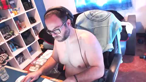 Snapshot of ravingr3d3 chatting on 12, 2, 2025 ravingr3d3 online show from 12, 2, 2025