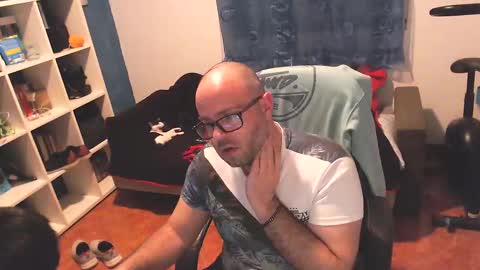 Snapshot of ravingr3d3 chatting on 25, 2, 2025 ravingr3d3 online show from 25, 2, 2025