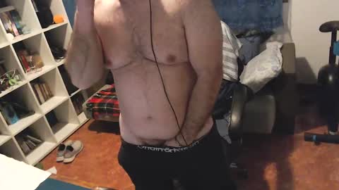 Snapshot of ravingr3d3 chatting on 5, 3, 2025 ravingr3d3 online show from 5, 3, 2025