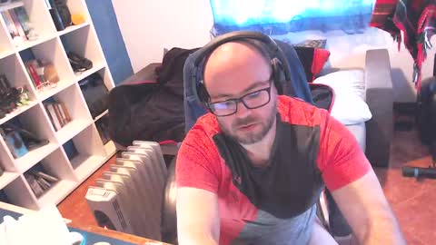 Snapshot of ravingr3d3 chatting on 6, 3, 2025 ravingr3d3 online show from 6, 3, 2025