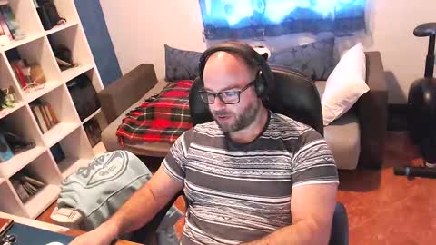 Snapshot of ravingr3d3 chatting on 10, 3, 2025 ravingr3d3 online show from 10, 3, 2025