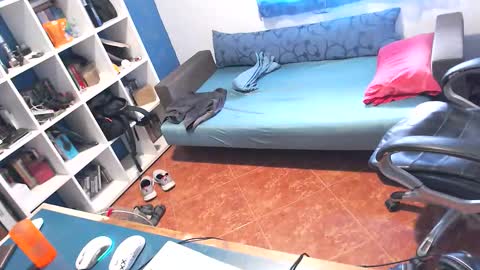 Snapshot of ravingr3d3 chatting on 12, 9, 2025 ravingr3d3 online show from 12, 9, 2025