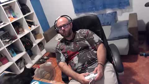 Snapshot of ravingr3d3 chatting on 23, 9, 2025 ravingr3d3 online show from 23, 9, 2025