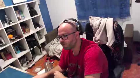 Snapshot of ravingr3d3 chatting on 15, 10, 2025 ravingr3d3 online show from 15, 10, 2025