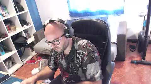 Snapshot of ravingr3d3 chatting on 17, 10, 2025 ravingr3d3 online show from 17, 10, 2025