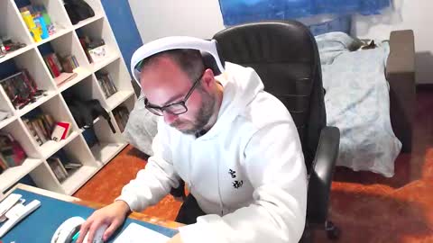 ravingr3d3 online show from 16, 1, 2026