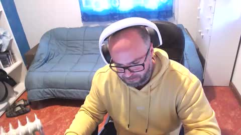 ravingr3d3 online show from 17, 3, 2026