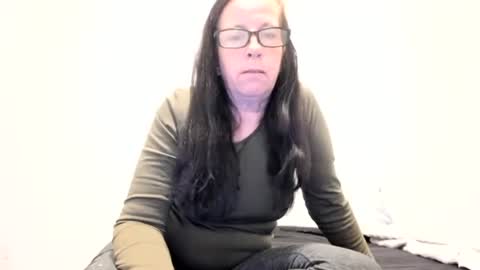 Ravishing Peach Goddess online show from 20, 3, 2026