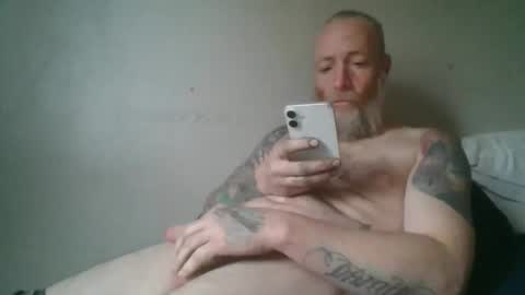 Snapshot of rawdogrobert39 chatting on 22, 11, 2025 rawdogrobert39 online show from 22, 11, 2025