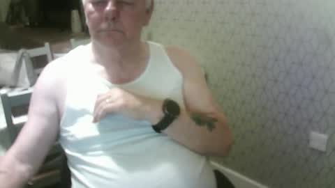 Snapshot of ray47 chatting on 15, 9, 2025 ray47 online show from 15, 9, 2025