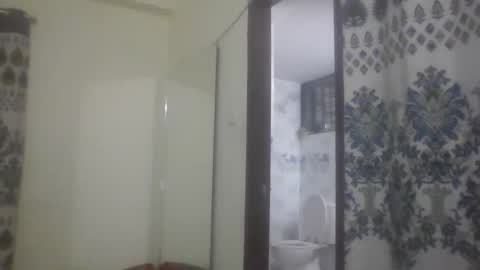 ray936174 online show from 15, 3, 2026