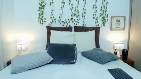 Ray online show from 17, 10, 2025