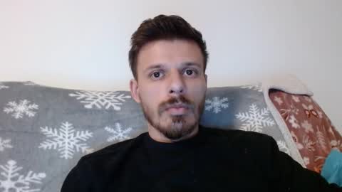 Snapshot of rayann27 chatting on 14, 12, 2024 rayan online show from 14, 12, 2024