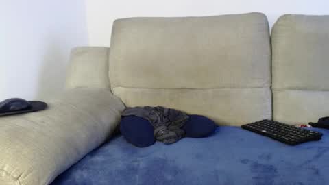 Snapshot of raycatt chatting on 11, 2, 2026 Ray online show from 11, 2, 2026