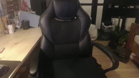 Snapshot of raymann8 chatting on 26, 2, 2026 Ray online show from 26, 2, 2026