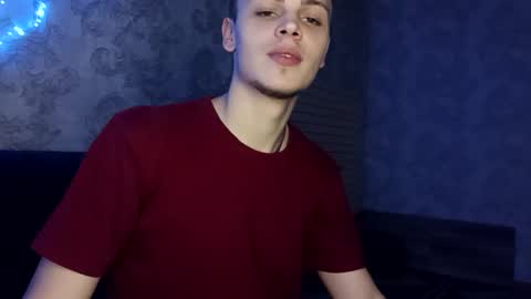 Snapshot of raymartino chatting on 8, 2, 2025 RayMartino online show from 8, 2, 2025