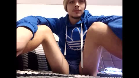 Snapshot of raymartino chatting on 13, 12, 2025 RayMartino online show from 13, 12, 2025