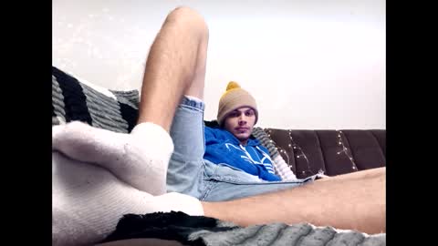 Snapshot of raymartino chatting on 16, 12, 2025 RayMartino online show from 16, 12, 2025