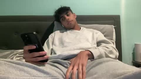 raymondg8596 online show from 4, 2, 2025