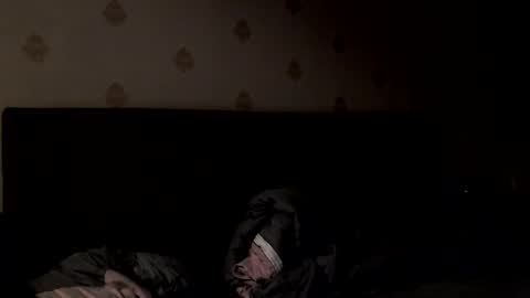  Yrriel Strife Candy-Demon Caveboy mr. Cringe   online show from 4, 11, 2025